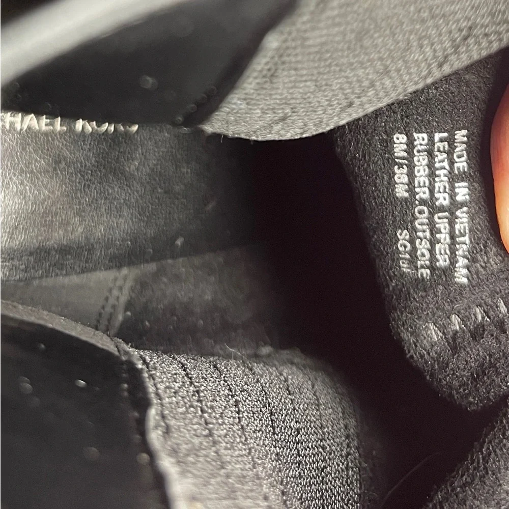 MICHAEL Michael Kors Sinclair Booties - Picture 6 of 6